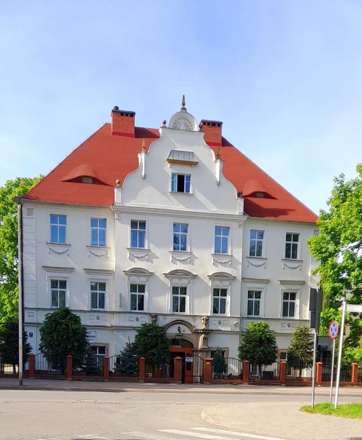 Hotel Krokus カミェンナ・グラ エクステリア 写真